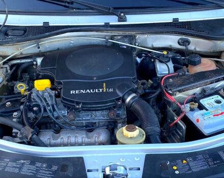 Сірий Дачія Logan, об'ємом двигуна 1.6 л та пробігом 196 тис. км за 3900 $, фото 2 на Automoto.ua