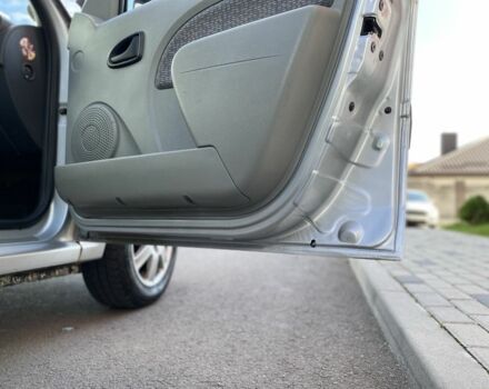 Серый Дачия Логан, объемом двигателя 0 л и пробегом 197 тыс. км за 4699 $, фото 18 на Automoto.ua