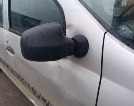 Сірий Дачія Logan, об'ємом двигуна 1.6 л та пробігом 200 тис. км за 2250 $, фото 1 на Automoto.ua