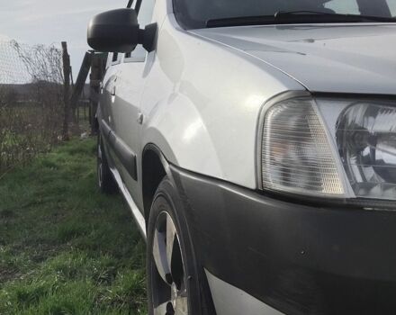 Серый Дачия Логан, объемом двигателя 1.6 л и пробегом 285 тыс. км за 2700 $, фото 2 на Automoto.ua