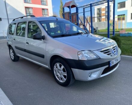 Серый Дачия Логан, объемом двигателя 0 л и пробегом 197 тыс. км за 4699 $, фото 2 на Automoto.ua