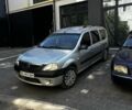 Сірий Дачія Logan, об'ємом двигуна 1.6 л та пробігом 270 тис. км за 3530 $, фото 1 на Automoto.ua