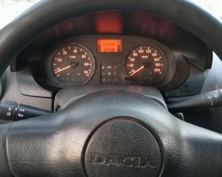 Серый Дачия Логан, объемом двигателя 1.6 л и пробегом 175 тыс. км за 3200 $, фото 6 на Automoto.ua