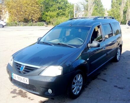 Серый Дачия Логан, объемом двигателя 1.4 л и пробегом 320 тыс. км за 4800 $, фото 3 на Automoto.ua