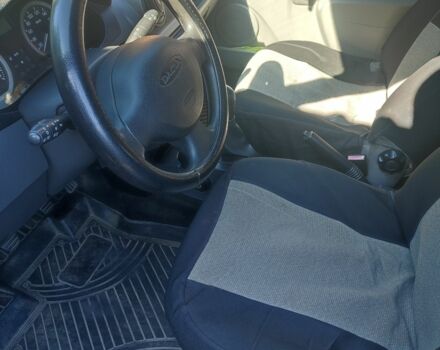 Серый Дачия Логан, объемом двигателя 1.6 л и пробегом 249 тыс. км за 6000 $, фото 6 на Automoto.ua