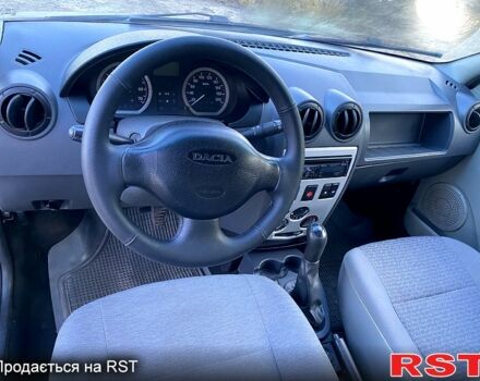 Сірий Дачія Logan, об'ємом двигуна 1.6 л та пробігом 196 тис. км за 3900 $, фото 8 на Automoto.ua