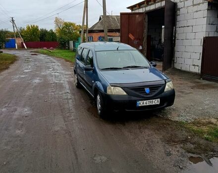 Сірий Дачія Logan, об'ємом двигуна 1.6 л та пробігом 206 тис. км за 4100 $, фото 1 на Automoto.ua