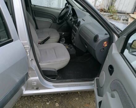 Серый Дачия Логан, объемом двигателя 1.6 л и пробегом 276 тыс. км за 2100 $, фото 11 на Automoto.ua