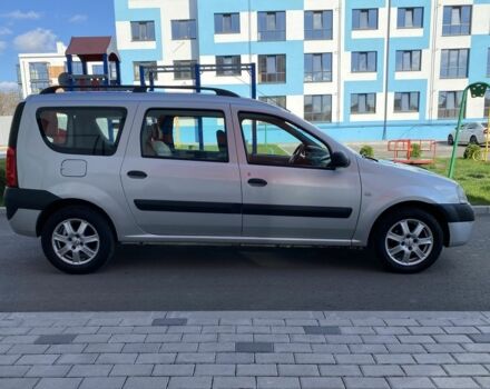 Серый Дачия Логан, объемом двигателя 0 л и пробегом 197 тыс. км за 4699 $, фото 3 на Automoto.ua