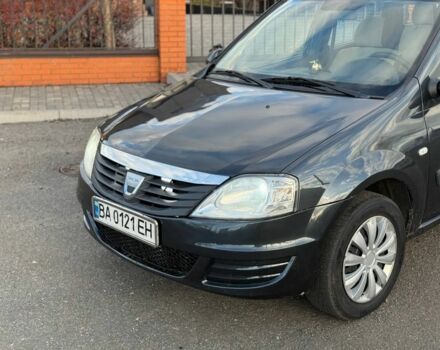 Серый Дачия Логан, объемом двигателя 1.5 л и пробегом 320 тыс. км за 4500 $, фото 2 на Automoto.ua