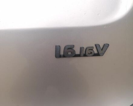 Сірий Дачія Logan, об'ємом двигуна 1.6 л та пробігом 245 тис. км за 4100 $, фото 5 на Automoto.ua