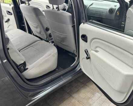 Сірий Дачія Logan, об'ємом двигуна 1.6 л та пробігом 114 тис. км за 6200 $, фото 10 на Automoto.ua