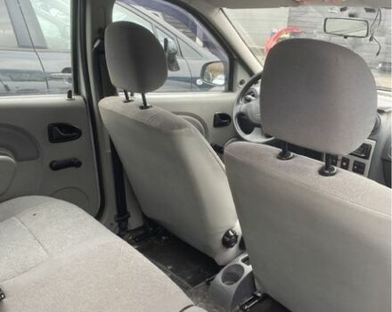 Сірий Дачія Logan, об'ємом двигуна 1.6 л та пробігом 221 тис. км за 5300 $, фото 2 на Automoto.ua