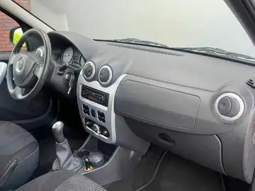 Сірий Дачія Logan, об'ємом двигуна 0 л та пробігом 120 тис. км за 3500 $, фото 7 на Automoto.ua