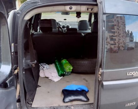 Сірий Дачія Logan, об'ємом двигуна 1.5 л та пробігом 202 тис. км за 4250 $, фото 5 на Automoto.ua