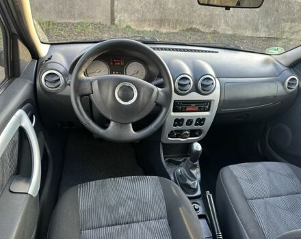 Серый Дачия Логан, объемом двигателя 1.6 л и пробегом 180 тыс. км за 5999 $, фото 12 на Automoto.ua