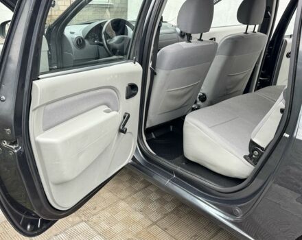 Серый Дачия Логан, объемом двигателя 1.6 л и пробегом 114 тыс. км за 6200 $, фото 11 на Automoto.ua