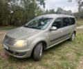 Серый Дачия Логан, объемом двигателя 1.5 л и пробегом 289 тыс. км за 5255 $, фото 3 на Automoto.ua