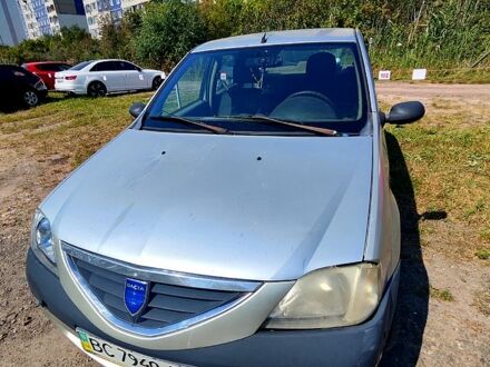 Серый Дачия Логан, объемом двигателя 1.4 л и пробегом 313 тыс. км за 2000 $, фото 1 на Automoto.ua