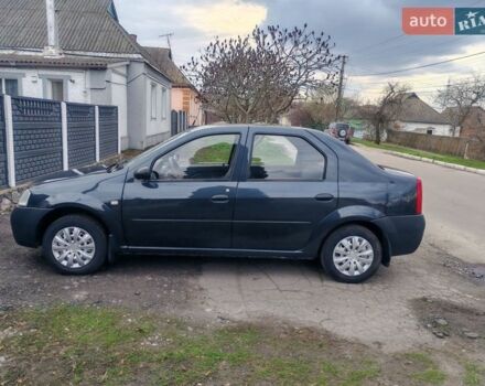 Серый Дачия Логан, объемом двигателя 1.39 л и пробегом 200 тыс. км за 3300 $, фото 1 на Automoto.ua
