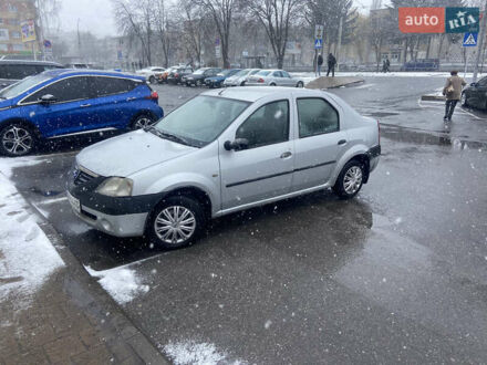 Серый Дачия Логан, объемом двигателя 1.39 л и пробегом 280 тыс. км за 2000 $, фото 1 на Automoto.ua