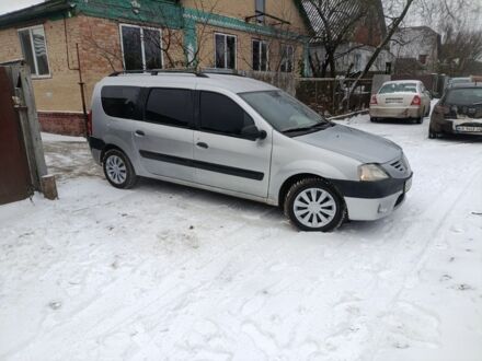 Серый Дачия Логан, объемом двигателя 1.6 л и пробегом 300 тыс. км за 2650 $, фото 1 на Automoto.ua