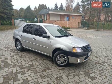 Сірий Дачія Logan, об'ємом двигуна 1.39 л та пробігом 265 тис. км за 2450 $, фото 1 на Automoto.ua