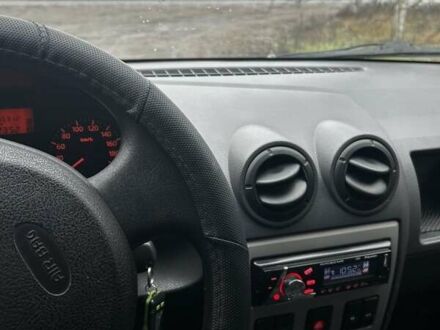 Сірий Дачія Logan, об'ємом двигуна 1.4 л та пробігом 260 тис. км за 3600 $, фото 1 на Automoto.ua