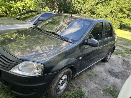 Серый Дачия Логан, объемом двигателя 1.4 л и пробегом 232 тыс. км за 3500 $, фото 1 на Automoto.ua