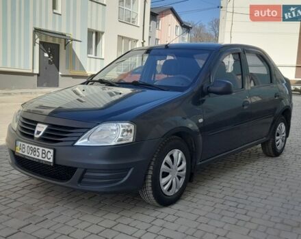 Серый Дачия Логан, объемом двигателя 1.4 л и пробегом 180 тыс. км за 3950 $, фото 1 на Automoto.ua