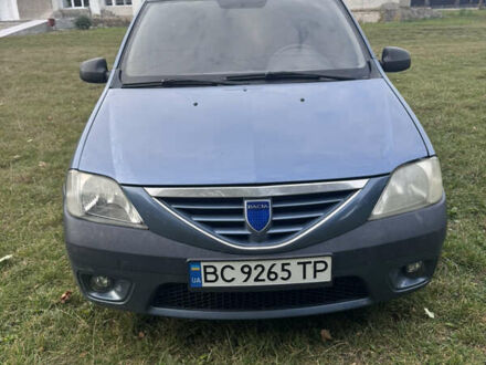 Серый Дачия Логан, объемом двигателя 1.6 л и пробегом 208 тыс. км за 4800 $, фото 1 на Automoto.ua