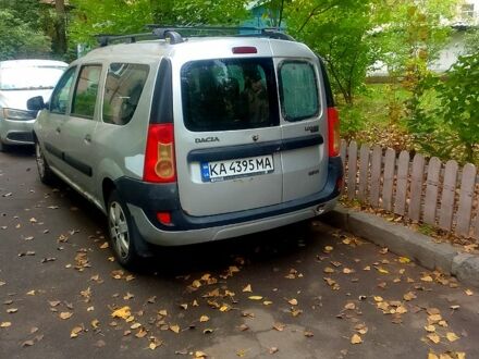 Серый Дачия Логан, объемом двигателя 1.6 л и пробегом 223 тыс. км за 3500 $, фото 1 на Automoto.ua