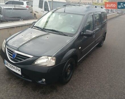 Серый Дачия Логан, объемом двигателя 1.6 л и пробегом 275 тыс. км за 4200 $, фото 1 на Automoto.ua