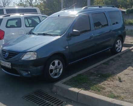Серый Дачия Логан, объемом двигателя 1.6 л и пробегом 250 тыс. км за 4100 $, фото 1 на Automoto.ua
