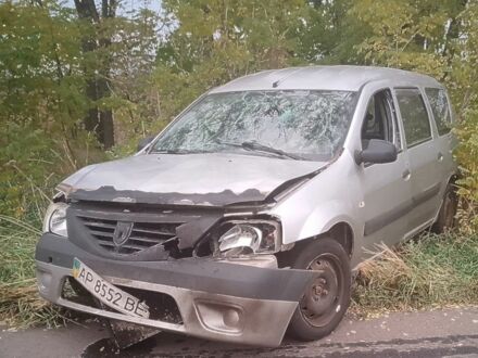 Серый Дачия Логан, объемом двигателя 1.6 л и пробегом 180 тыс. км за 1500 $, фото 1 на Automoto.ua