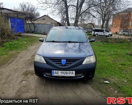Серый Дачия Логан, объемом двигателя 1.5 л и пробегом 206 тыс. км за 3300 $, фото 1 на Automoto.ua