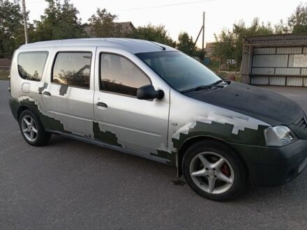 Серый Дачия Логан, объемом двигателя 1.6 л и пробегом 175 тыс. км за 3200 $, фото 1 на Automoto.ua