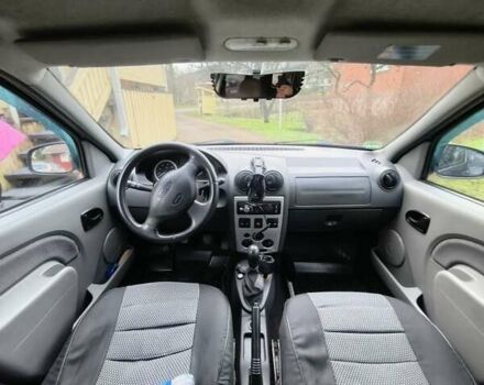 Сірий Дачія Logan, об'ємом двигуна 1.6 л та пробігом 236 тис. км за 5000 $, фото 1 на Automoto.ua