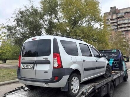 Серый Дачия Логан, объемом двигателя 1.6 л и пробегом 250 тыс. км за 1450 $, фото 1 на Automoto.ua