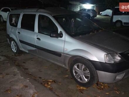 Серый Дачия Логан, объемом двигателя 1.6 л и пробегом 200 тыс. км за 5500 $, фото 1 на Automoto.ua