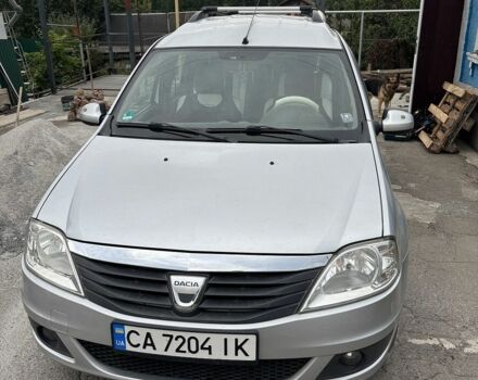 Серый Дачия Логан, объемом двигателя 1.6 л и пробегом 250 тыс. км за 6500 $, фото 1 на Automoto.ua