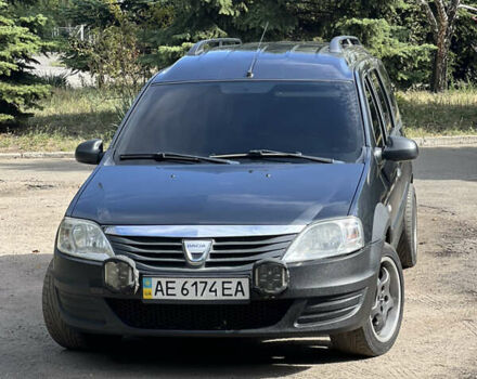 Серый Дачия Логан, объемом двигателя 1.6 л и пробегом 223 тыс. км за 6200 $, фото 1 на Automoto.ua
