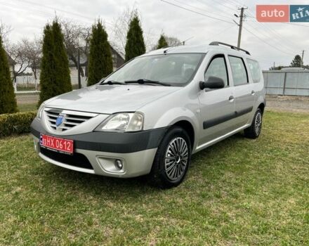 Серый Дачия Логан, объемом двигателя 1.6 л и пробегом 215 тыс. км за 5300 $, фото 1 на Automoto.ua