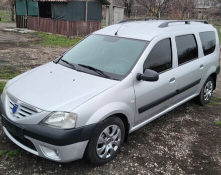 Серый Дачия Логан, объемом двигателя 1.6 л и пробегом 164 тыс. км за 5300 $, фото 1 на Automoto.ua