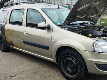 Серый Дачия Логан, объемом двигателя 1.6 л и пробегом 268 тыс. км за 2500 $, фото 1 на Automoto.ua