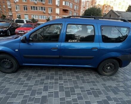 Синий Дачия Логан, объемом двигателя 1.6 л и пробегом 300 тыс. км за 4999 $, фото 2 на Automoto.ua