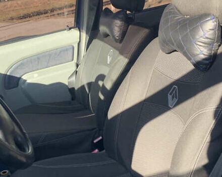 Синий Дачия Логан, объемом двигателя 1.39 л и пробегом 262 тыс. км за 3400 $, фото 28 на Automoto.ua