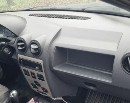 Синий Дачия Логан, объемом двигателя 1.6 л и пробегом 296 тыс. км за 2400 $, фото 5 на Automoto.ua