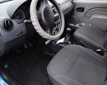 Синій Дачія Logan, об'ємом двигуна 1.6 л та пробігом 175 тис. км за 3600 $, фото 7 на Automoto.ua