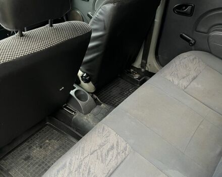 Синий Дачия Логан, объемом двигателя 1.4 л и пробегом 200 тыс. км за 2700 $, фото 8 на Automoto.ua